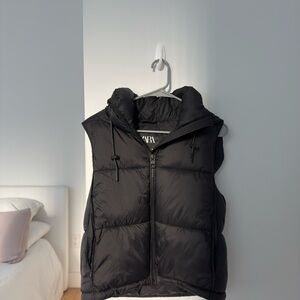 Zara Black Puffer Vest